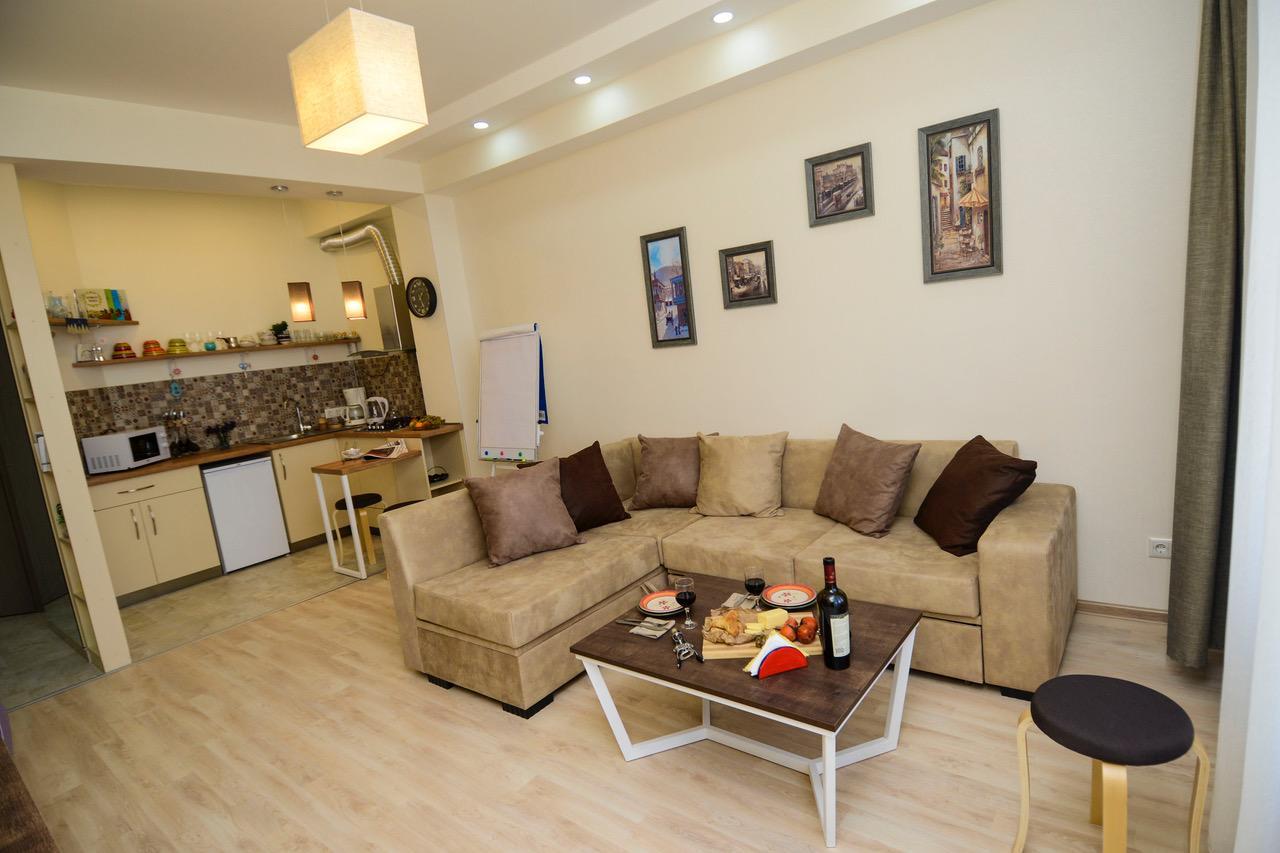 B-Lax Apartment Tbilisi ภายนอก รูปภาพ