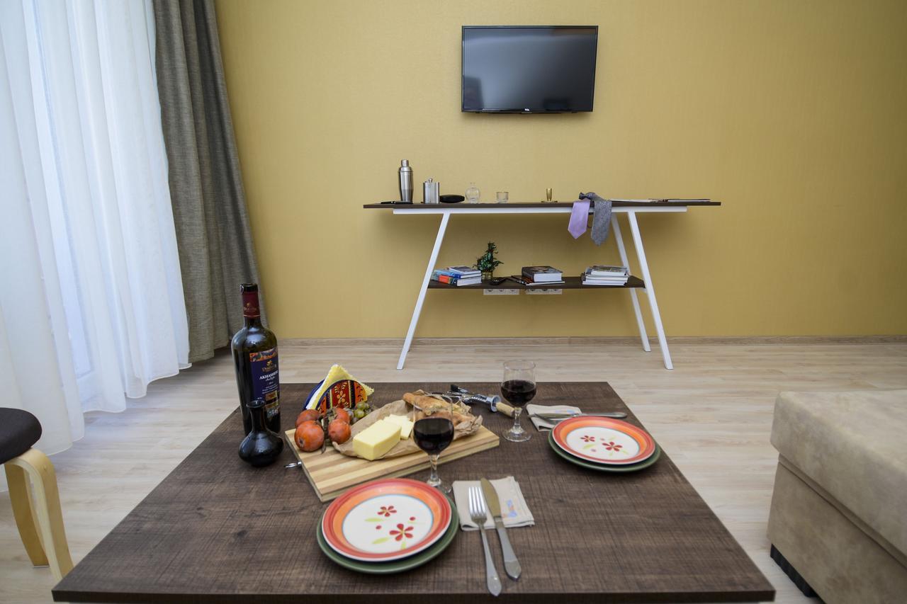 B-Lax Apartment Tbilisi ภายนอก รูปภาพ